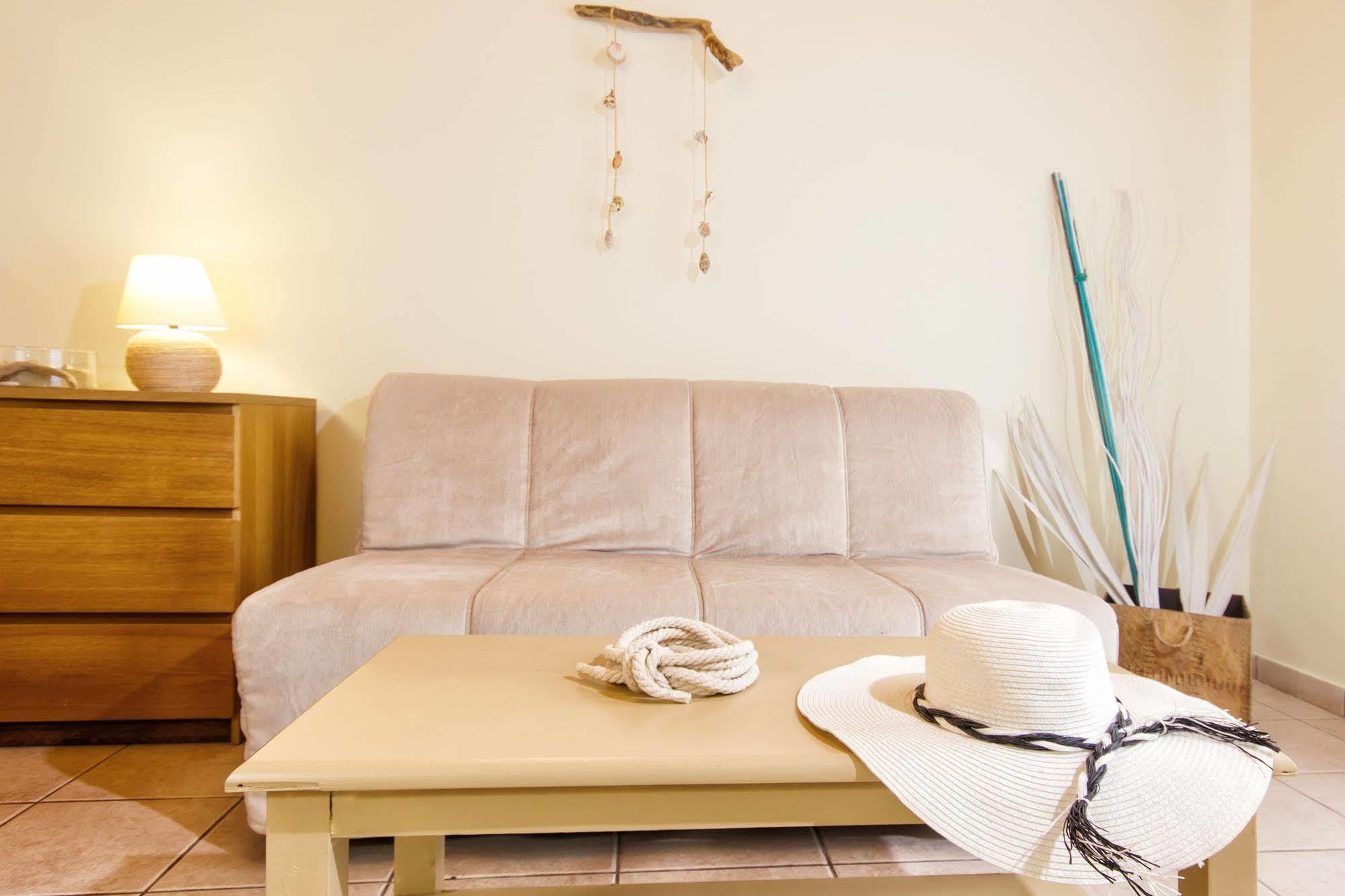 Thetis Apartment Alykanas  Luaran gambar